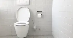 Bahaya Main HP sambil BAB di Toilet, Ternyata Berpotensi Sebabkan Hal Ini (Sumber : Unsplash/Jan Antonin Kolar)