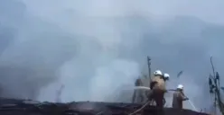 Kebakaran terjadi Trangkil arah Universitas Negeri Semarang (Unnes), Kamis 21 September 2023 siang. (Sumber : Instagram @kejadiansmg)