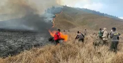 Kebakaran di Taman Nasional Bromo Tengger Semeru menimbulkan kerugian mencapai Rp 89,7 miliar. (Sumber : Instagram/bbtnbromotenggersemeru)