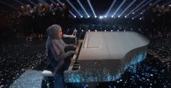 Putri Ariani dijadwalkan tampil dengan lagu Indonesia Raya di pembukaan MotoGP Mandalika. (Sumber : YouTube/Americas Got Talent)