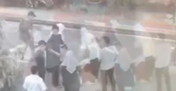 orang tua murid beri kesaksian soal kronologi siswa SDN 4 Pesanggrahan terjun dari lantai 4 (Sumber : instagram @infopetukangan)