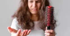 penyebab rambut rontok (Sumber : unsplash.com)