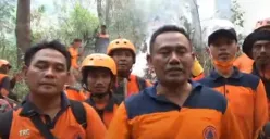 BNPB dikabarkan menerjunkan helikopter water bombing untuk padamkan kebakaran di Gunung Lawu (Sumber : Tangkapan Layar MetroTV)