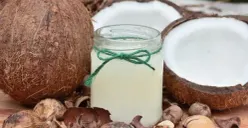 Manfaat Minyak Kelapa, Lebih Sehat Mana Dibandingkan dengan Minyak Goreng Biasa?