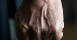 ilustrasi : debt collector di Candisari dianiaya nasabah (Sumber: freepik | Foto: freepik)