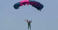 Inilah 7 srikandi pemberani terjun payung di HUT TNI ke 78 (Sumber : KompasTv)