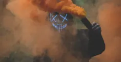 Mengenali 8 Tanda Seseorang Berbahaya dalam Kehidupan Anda, Ketahui Cara Menghadapinya!