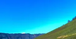 Perlahan Pulih Pasca Kebakaran, Savana Bromo Sudah Mulai Kembali Hijau (Sumber : Twitter/@pendakilawas)