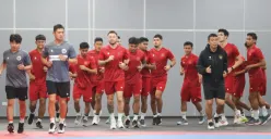 Pelatih Timnas Brunei Darussalam, Mario Rivera menyerah membalikan keadaan di leg kedua lawan Indonesia. (Sumber : PSSI)