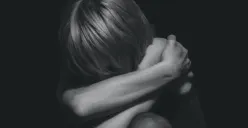 Pasangan Menyakiti Diri Sendiri? Pelajari Mengapa Orang Melakukannya dan Cara Memberikan Dukungan yang Efektif