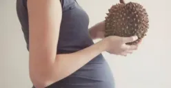 Mitos atau fakta ibu hamil makan durian bisa bikin cacat janin? (Sumber : Freepik)
