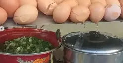 Penjual martabak rugi telur pecah gegara dilewati sound system keliling (Sumber : Instagram/@memomedsos)