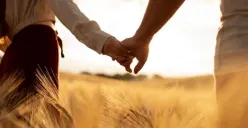 ilustrasi : cara menghadapi mantan pacar suami yang gagal move on (Sumber : freepik)