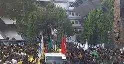 Unjuk rasa mahasiswa di depan DPRD Jateng (Sumber : antara)