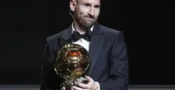 Lionel Messi Raih Ballon DOr 2023 (Sumber : AP Photo/Michel Euler)