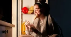 Ilustrasi | Makanan yang bolh dimakan saat lapar jelang tidur (Sumber : Freepik)