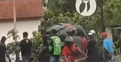 Terjadi kecelakaan di turunan atau tanjakan Tanah Putih, Jalan Dr Wahidin, Candisari, pada Minggu 5 November 2023 pagi. (Sumber : Instagram @infokejadiansemarang.new)