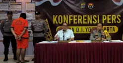 konferensi pers terduga pelaku penyebar berita kasus dugaan pelecehan seksual di UNY (Sumber : Tangkapan layar YouTube Kompas TV)