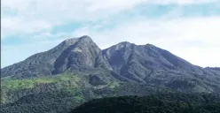 Jalur pendakian Gunung Lawu via Cemorosewu dibuka kembali per Senin 20 November 2023. (Sumber : Instagram @mahfudbarmawi)