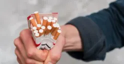 Ilustrasi | Siap-siap Harga Rokok Meroket Tahun 2024, Cukainya Naik 10% (Sumber : Freepik)