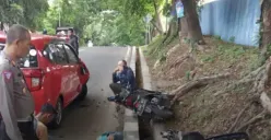 Kecelakaan Mobil dan Motor di Simpang Tabanan, Satu Korban Terkapar
