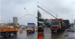 Lampu Jalan di Kaligawe Ambruk, Timpa Satu Buah Truk, Hingga Sebabkan Kemacetan