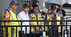 Menteri Basuki meninjau beberapa rumah pompa di Kota Semarang, Jumat, 1 Desember 2023. (Sumber : Kemen PUPR)