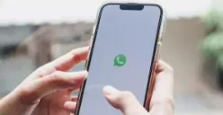 Pengguna WhatsApp Akan Bisa Membagikan Statusnya Langsung ke Instagram Stories (Sumber : Freepik/garakta_studio)