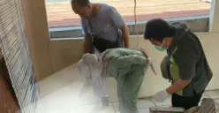 Penjelasan polisi terkait kasus tewasnya perempuan berusia 26 tahun, FAS, di Jalan Puri Utama V, Padangsari, Banyumanik, Kota Semarang, Selasa 12 Desember 2023. (Sumber : Team Elang Hebat Semarang)