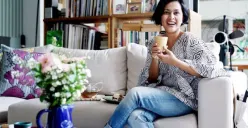 Selain Nagita Slavina, Sarah Sechan Pernah Belasan Tahun Musuhan dengan Shanty dan Fans Agnez Mo