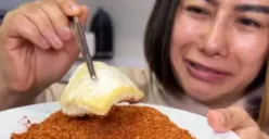 Ngeri! Ternyata Ini Bahaya Ikutan Challenge Makan Tahu Panas Dicocol Bubuk Cabe Menurut Dokter