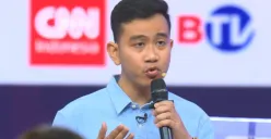 Gibran Rakabuming, cawapres nomor urut 2 kini memiliki panggilan Samsul dari sejumlah kalangan dan mulai terbiasa jadi lawakan. (Sumber : YouTube KPU RI - InfoSemarang.com)