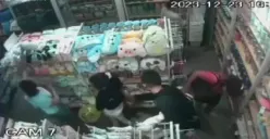 WASPADA! Sindikat Maling HP Terekam CCTV Lakukan Aksinya di Mall Paragon