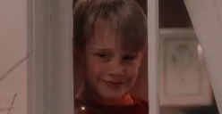 Link nonton film Home Alone untuk mengisi waktu di libur Natal dan Tahun Baru. (Sumber : Disney+ Hotstar - InfoSemarang.com)