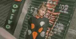 Ria SW kena protes sejumlah warganet karena dianggap tidak menghiraukan soal boikot produk yang pro-Israel karena kedapatan membeli kopi Starbucks saat di Tokyo, Jepang. (Sumber : Instagram @riasukmawijaya - InfoSemarang.com)