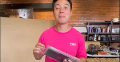 Baim Wong menuai kontroversi setelah berniat akan menjual iPad seharga Rp 1 juta, namun kenapa tak menyebutkan spesifikasi lengkapnya? (Sumber : Instagram @baimwong - InfoSemarang.com)