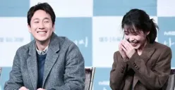 Penyanyi IU tampak hadir di pemakaman Lee Sunkyun yang sudah menjadi sahabatnya sejak drama My Mister. (Sumber : Naver - InfoSemarang.com)