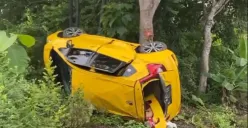 Kecelakaan Tunggal di Jalan Demak-Godong, Mobil Oleng Terperosok di Kebun Warga