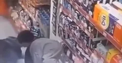 seorang pria di Palembang melakukan pelecehan pada wanita berhijab di Minimarket