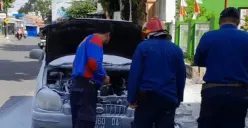 Sebuah Mobil di SPBU Asmara Ungaran Mengeluarkan Percikan Api, Beruntung Segera Dipadamkan
