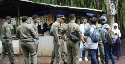 Bolos Sekolah, 5 Siswa yang Nongkrong di Alas Karet Bergas Dijaring Satpol PP