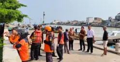 ditemukan mayat seorang nelayan di pesisir Sayung, Demak (Sumber: instagram @infokejadian_semarang | Foto: infosemarang.com )