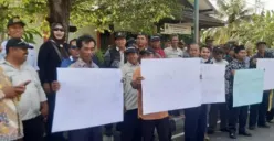 KPPS Kuloprogo protes tak dapat uang transport (Sumber: instagram | Foto: @undercover.id)