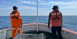  Seorang Penumpang Kapal Melompat Ke Laut saat Akan Sampai di Pelabuhan Tanjung Emas