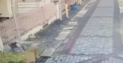 Pemulung nekat curi gril tutup got, sepatu dan palu kuli bangunan di Pengapon, Kemijen, Semarang Timur. (@infokriminalsemarang - InfoSemarang.com)