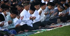 Shalat Ied berjamaah bersama Keluarga Besar Kodam IV/Diponegoro. (Sumber:  | Foto: dok Pendam IV Diponegoro.)