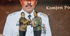 Kualitas Pelayanan Publik Meningkat, Pj Gubernur Jateng Raih Anugrah Inovasi Pembangunan Terpuji