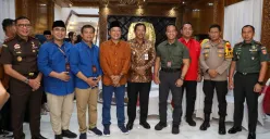 Deklarasikan kampanye damai pada Pilkada 2024 di KPU Jateng pada Selasa, 24 September 2024.
(Sumber: | Foto: Sakti)