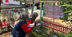 Mahasiswa KKN MBKM UPGRIS Berkolaborasi dengan PKK Dalam Lomba Toga Desa Pagersari