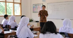 (Sumber: )